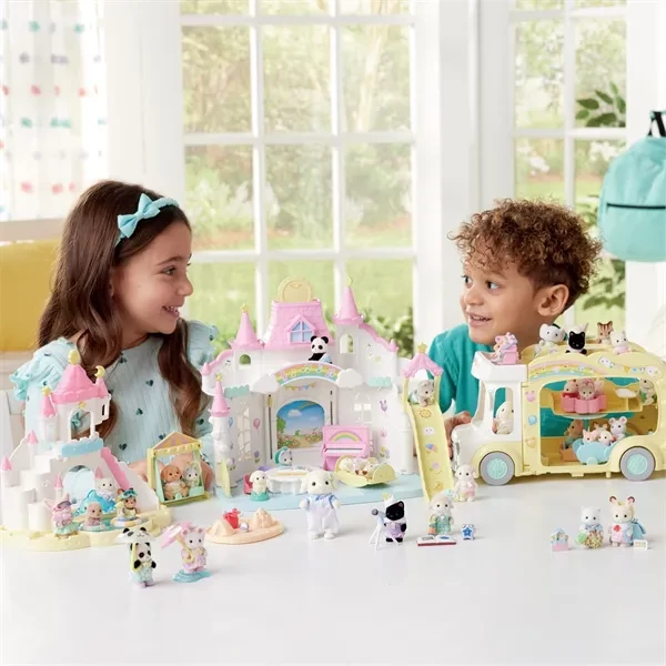 Sylvanian Families® Børnehavevenner - Regnvejrsdag Duo Discount